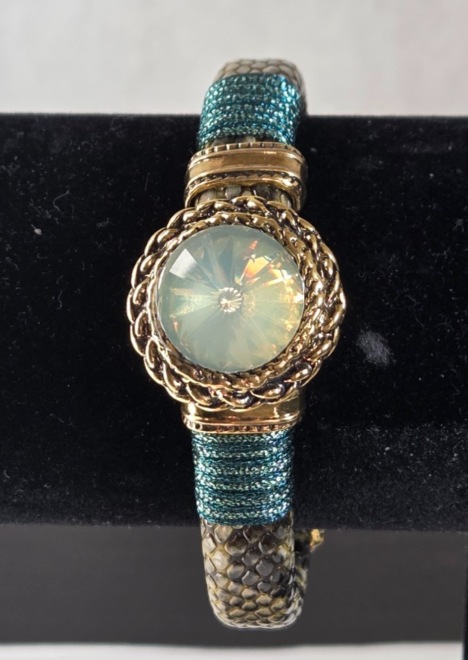Laura Janelle Opalescent Crystal Gold Tone Teal Magnetic Cuff Bracelet #EAB4